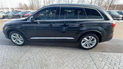 2024 Audi Q7 55 Premium Plus