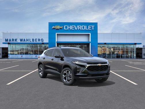 Black Metallic 2026 Chevrolet Trax LT