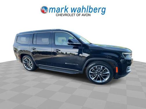 Diamond Black Crystal Pearlcoat 2022 Jeep Wagoneer Series II 4x4