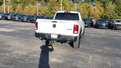 2021 RAM 1500 Classic Warlock Quad Cab 4x4 6'4' Box