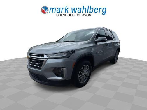 Sterling Gray Metallic 2023 Chevrolet Traverse LT Cloth
