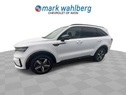 Glacial White Pearl 2023 Kia Sorento EX
