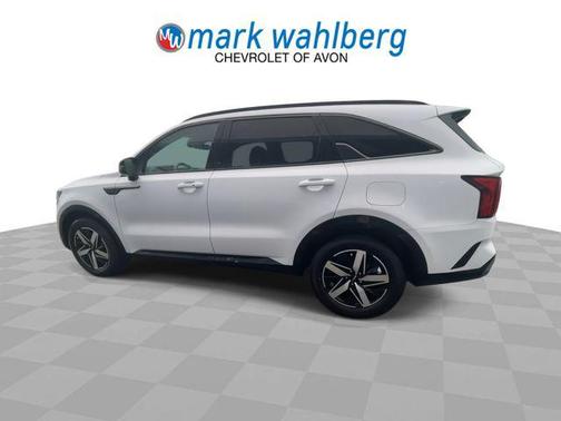 Glacial White Pearl 2023 Kia Sorento EX
