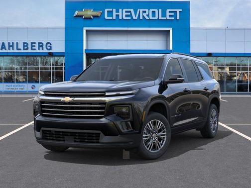 Black Metallic 2026 Chevrolet Traverse LT