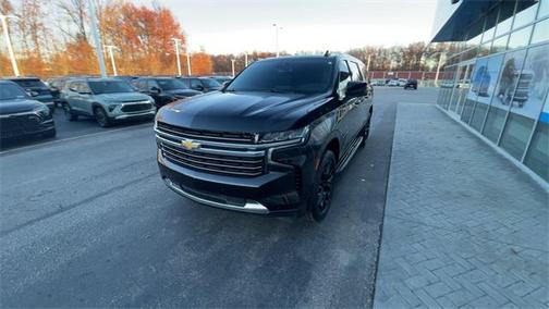 2023 Chevrolet Suburban LT