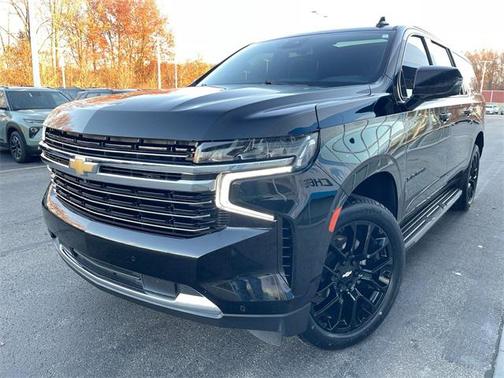 2023 Chevrolet Suburban LT