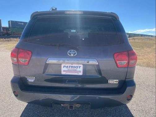 2008 Toyota Sequoia Platinum