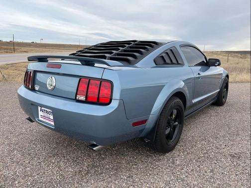 2006 Ford Mustang Base