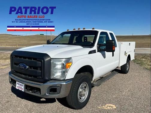 Oxford White 2015 Ford F-350 XLT