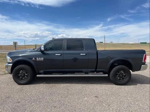 2017 RAM 3500 Laramie