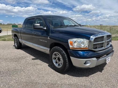 2006 Dodge Ram 2500 Laramie Mega Cab