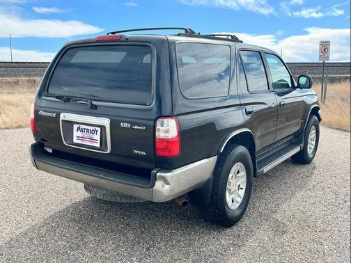 2002 Toyota 4Runner SR5