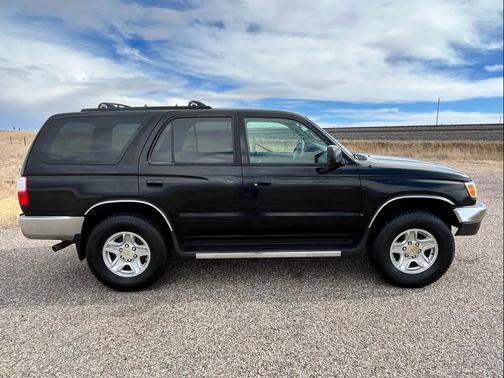 2002 Toyota 4Runner SR5