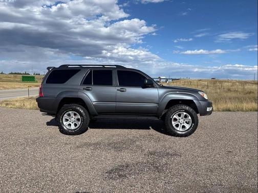 2004 Toyota 4Runner SR5 V8