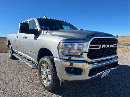 2023 RAM 2500 Big Horn Crew Cab 4x4 8' Box