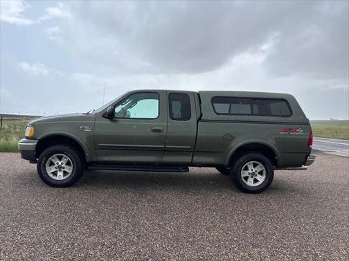 2002 Ford F-150 XLT