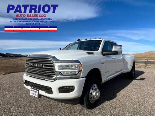 2023 RAM 3500 Laramie Crew Cab 4x4 8' Box