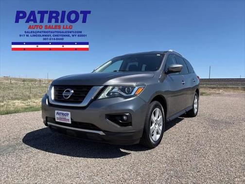2017 Nissan Pathfinder SV