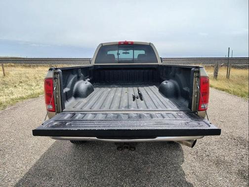 Gold 2006 Dodge Ram 2500 SLT Quad Cab