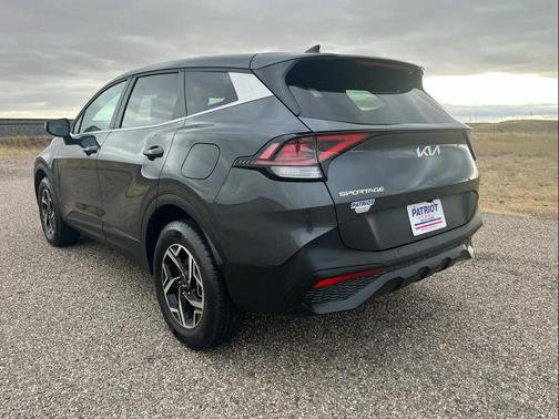 2024 Kia Sportage LX