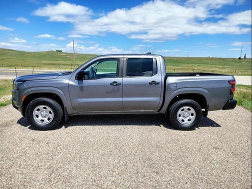 Gun Metallic 2022 Nissan Frontier S