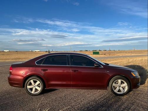 2014 Volkswagen Passat 1.8T S