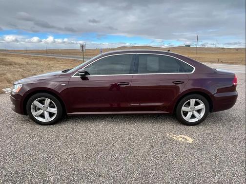 2014 Volkswagen Passat 1.8T S