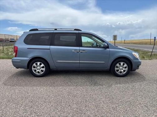 2008 Hyundai Entourage GLS