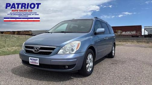 2008 Hyundai Entourage GLS