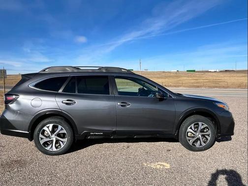 2021 Subaru Outback Limited XT