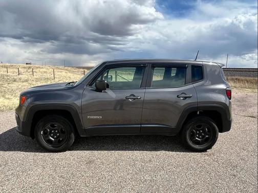 Granite Crystal Metallic Clearcoat 2017 Jeep Renegade Sport