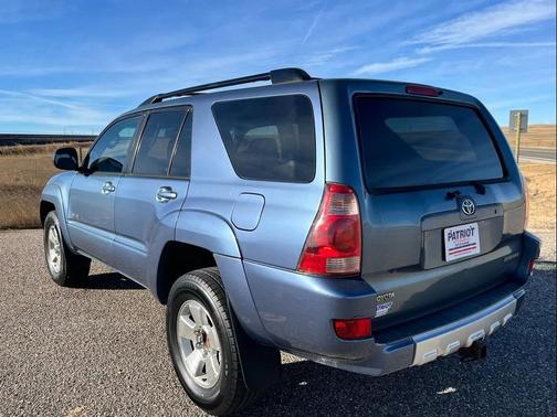 2004 Toyota 4Runner SR5