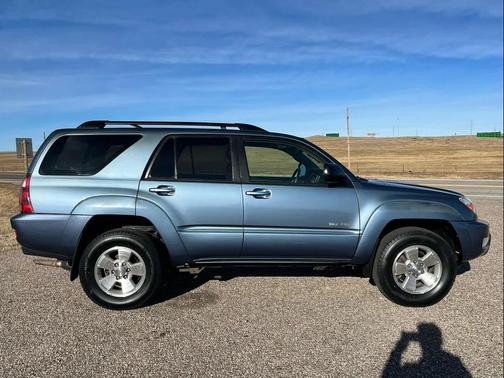 2004 Toyota 4Runner SR5