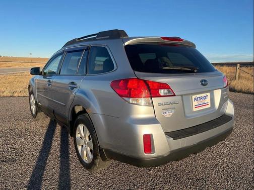 2012 Subaru Outback 2.5i Premium