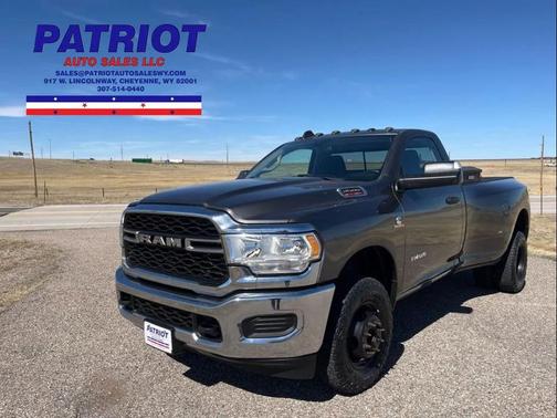 2020 RAM 3500 Tradesman Regular Cab 4x4 8' Box