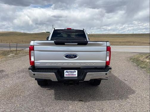 Ingot Silver Metallic 2019 Ford F-350 XLT