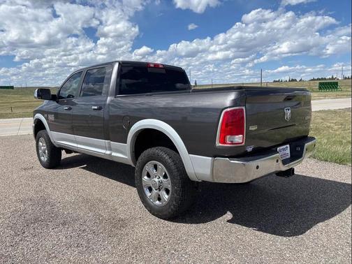 Granite Crystal Metallic Clearcoat 2014 RAM 2500 Laramie