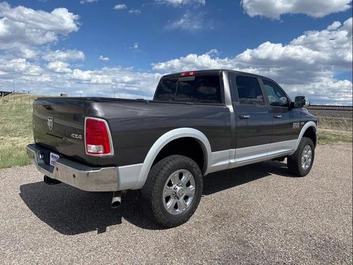Granite Crystal Metallic Clearcoat 2014 RAM 2500 Laramie