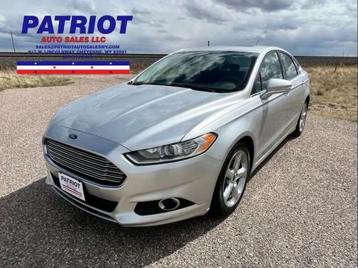 Ingot Silver Metallic 2014 Ford Fusion SE