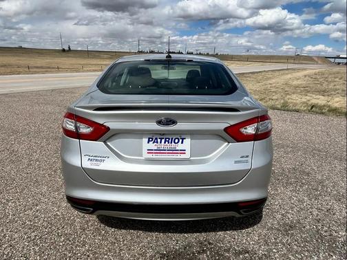 Ingot Silver Metallic 2014 Ford Fusion SE