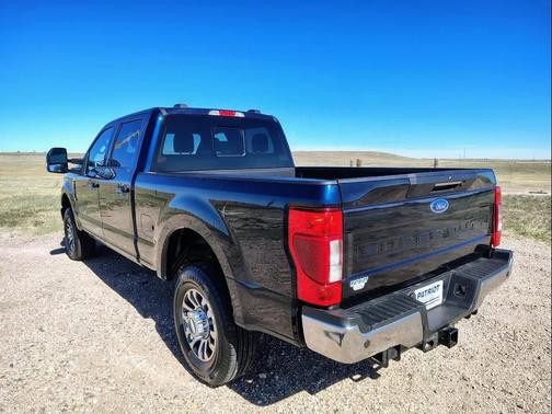 Antimatter Blue Metallic 2022 Ford F-250 Lariat