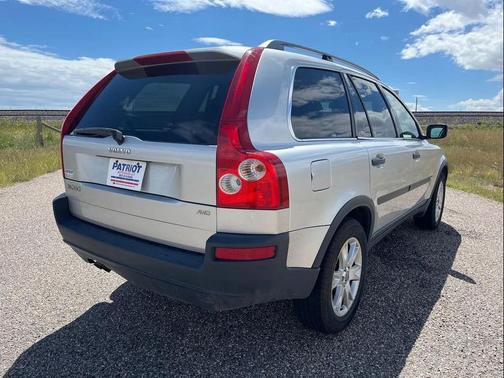 2005 Volvo XC90 2.5T