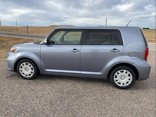 2011 Scion xB Release Series 8.0