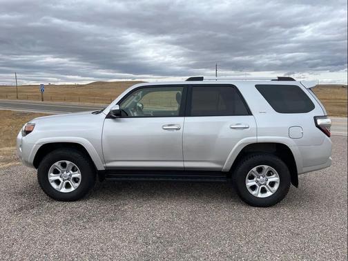 2020 Toyota 4Runner SR5