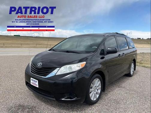 Black 2012 Toyota Sienna LE