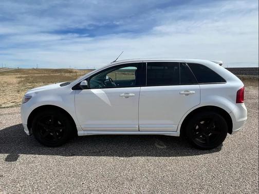 White Platinum Tri-Coat Metallic 2013 Ford Edge Sport