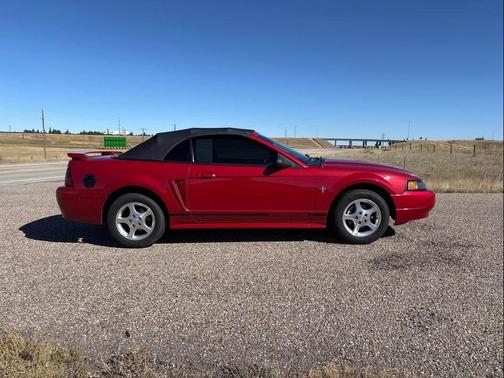 2001 Ford Mustang Base