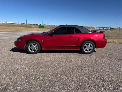 2001 Ford Mustang Base