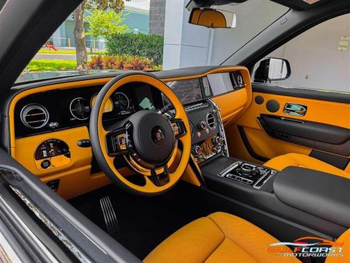 2025 Rolls-Royce Cullinan 