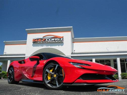 2022 Ferrari SF90 Stradale Base